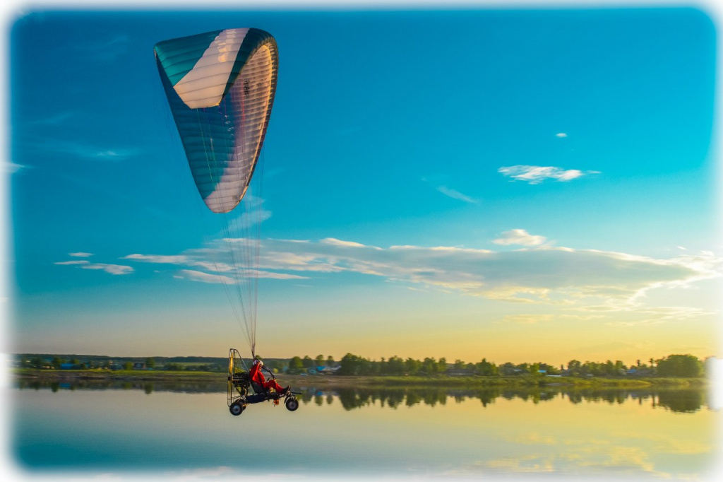 мужчина с парусом