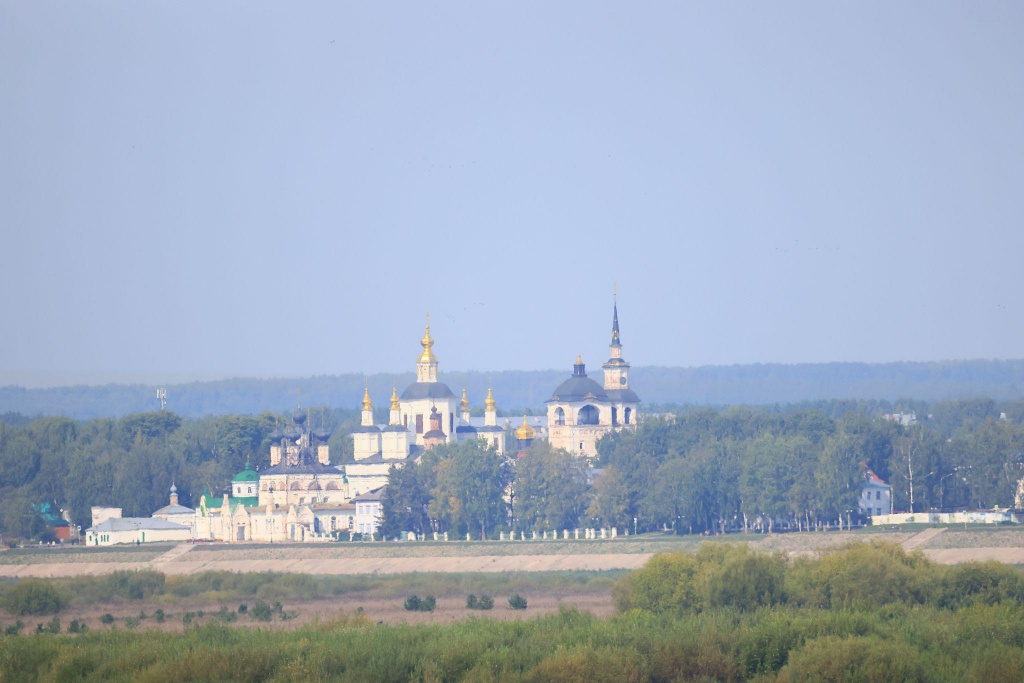 вид на населенный пункт