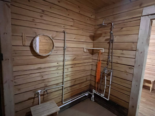 Коттедж для 14 человек с кухней и баней